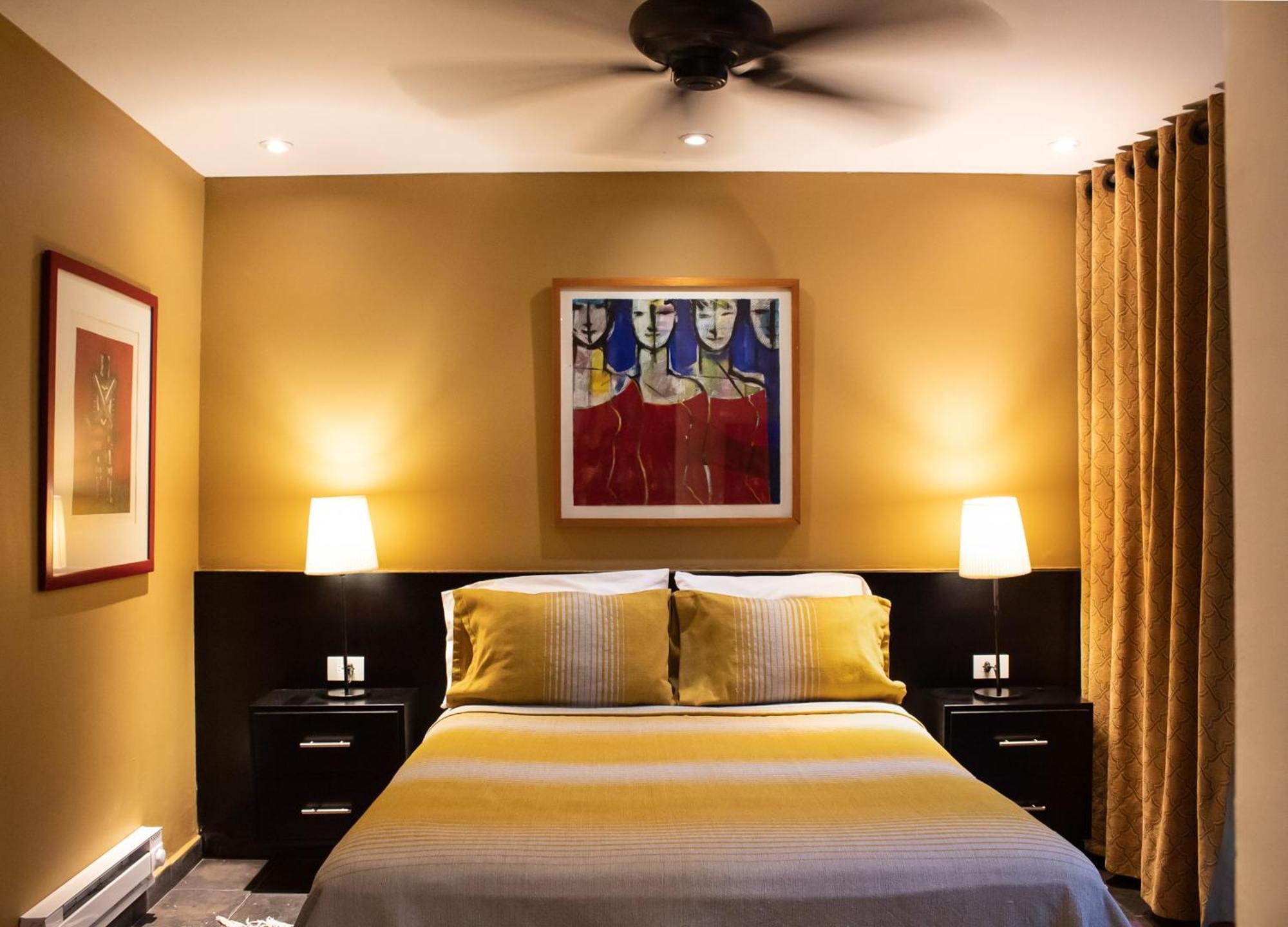 The Red Tree House Bed and breakfast