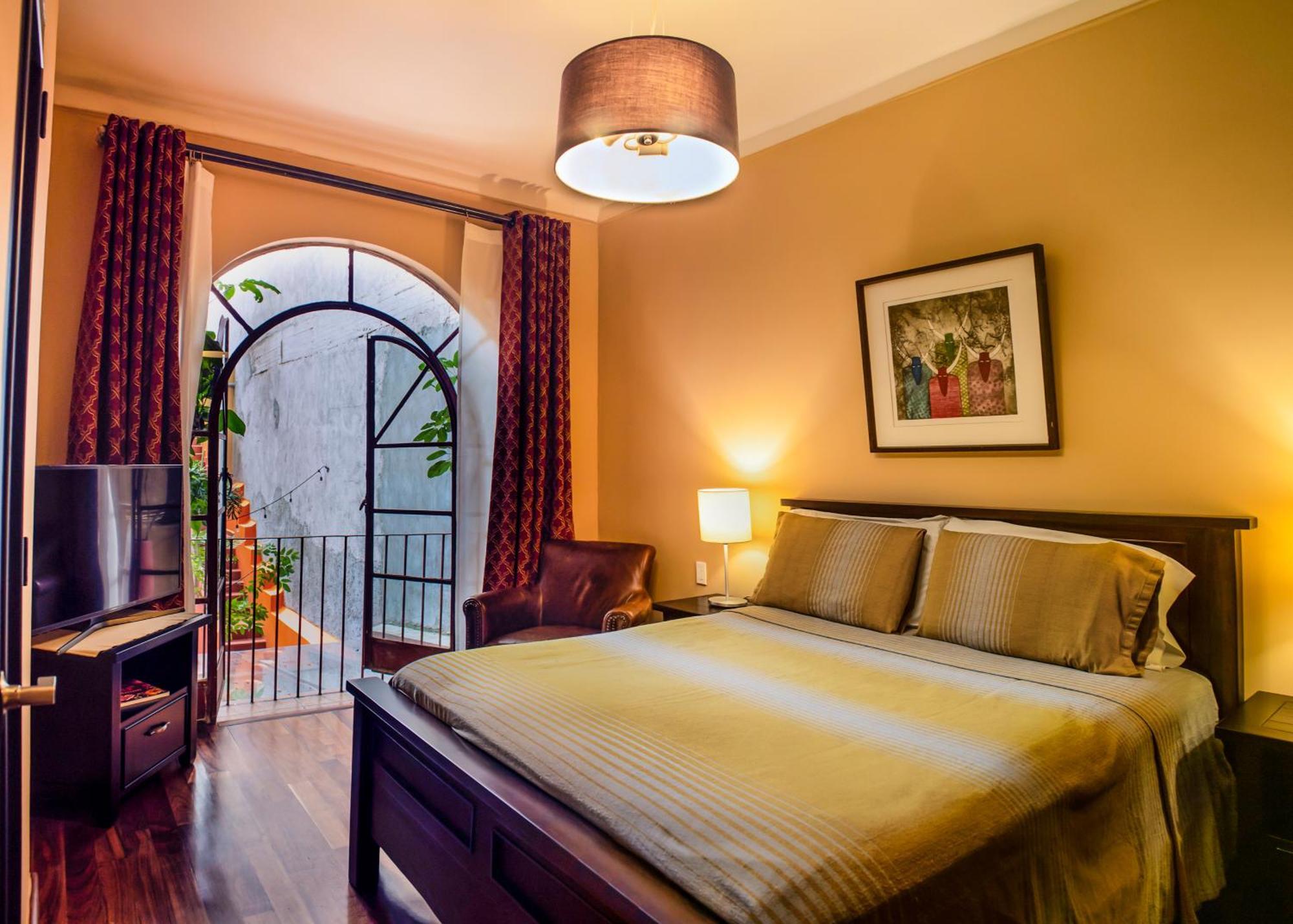 Bed & Breakfast The Red Tree House Mexico City